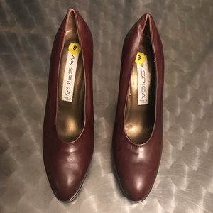 New Via Spiga size 8 brown leather heels